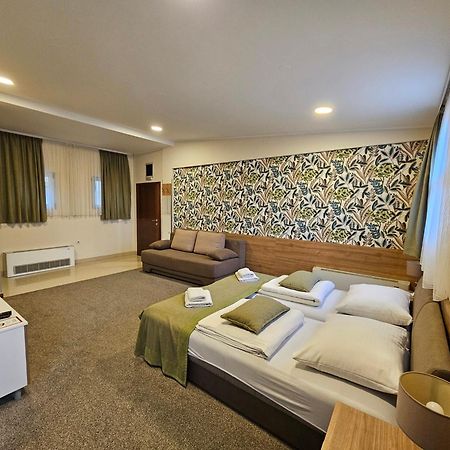 Apartments Alf - Om Banja Luka Zimmer foto